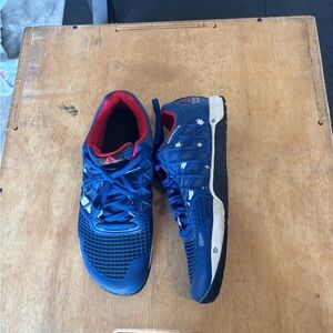 Reebok Men's Blue and Red Athletic Shoes